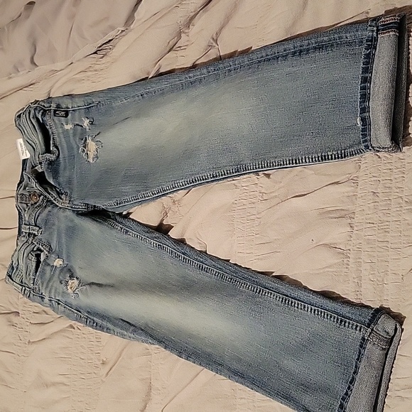 Capris - Picture 4 of 4